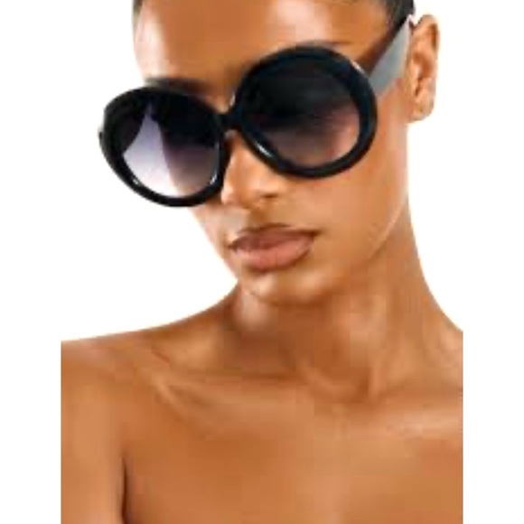 The Jackie O Oversized Round Sunglasses in Black - Picture 6 of 9